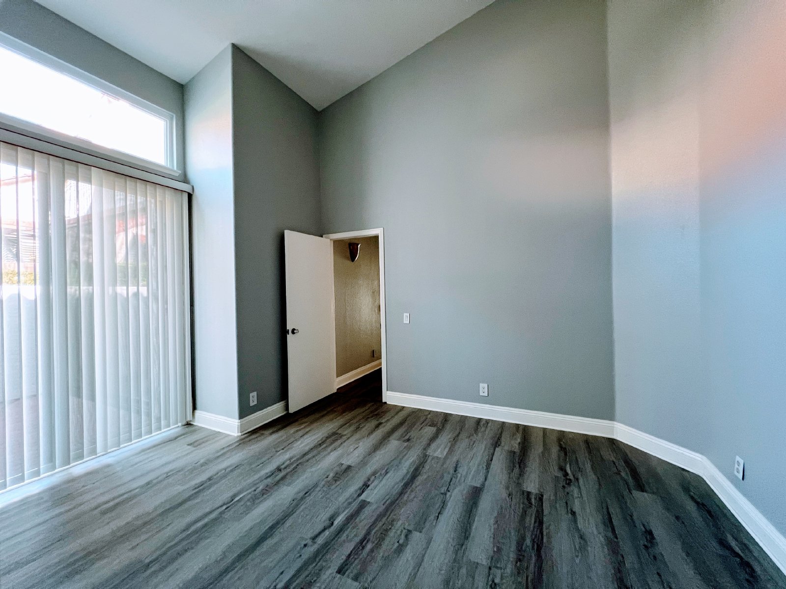 Breathtaking 3 Bed / 2.5 Bath Single Story Home in Eastview Rancho Bernardo property image