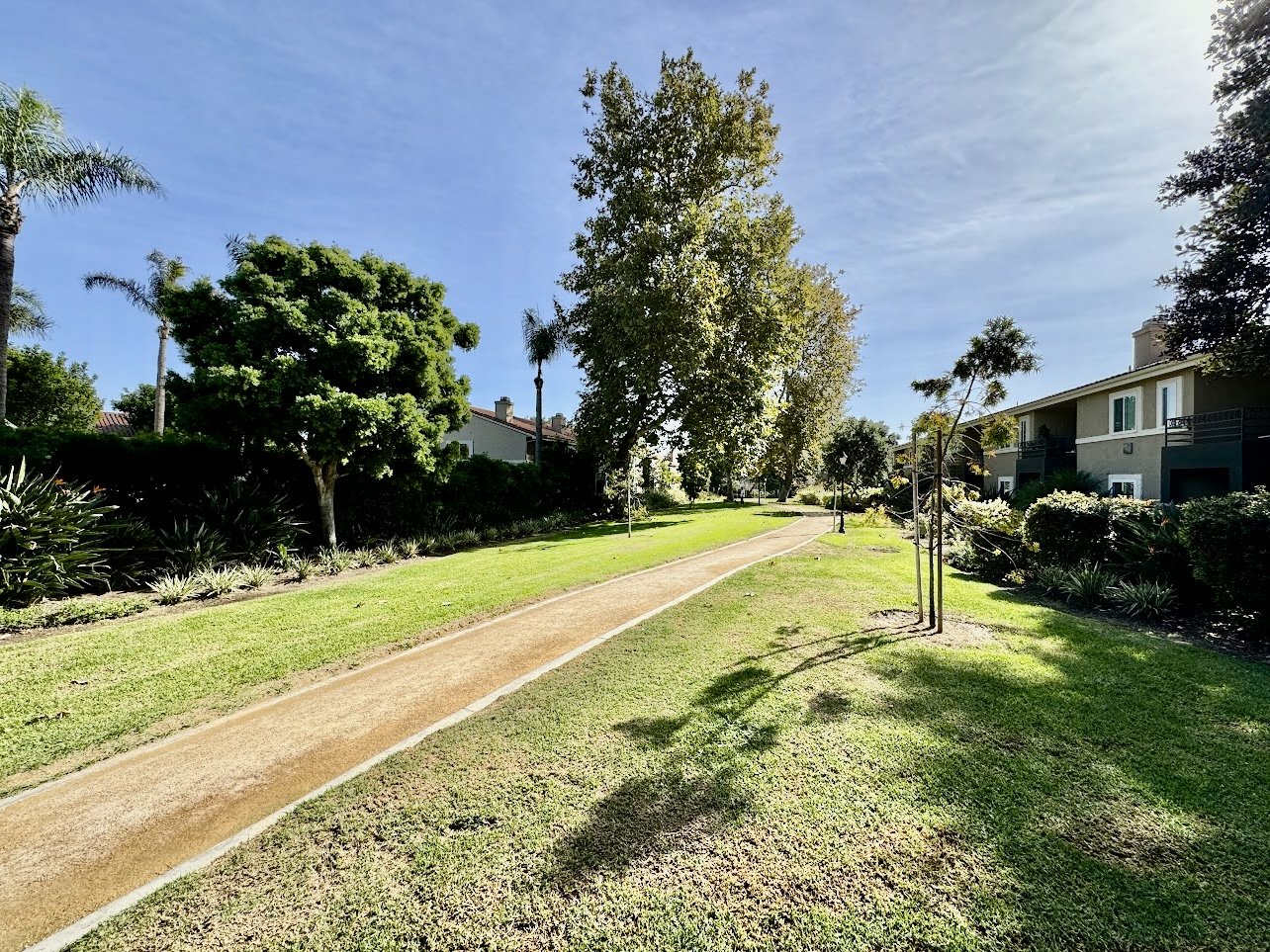 Beautifully Upgraded 2-Bedroom Condo in La Jolla Colony property image