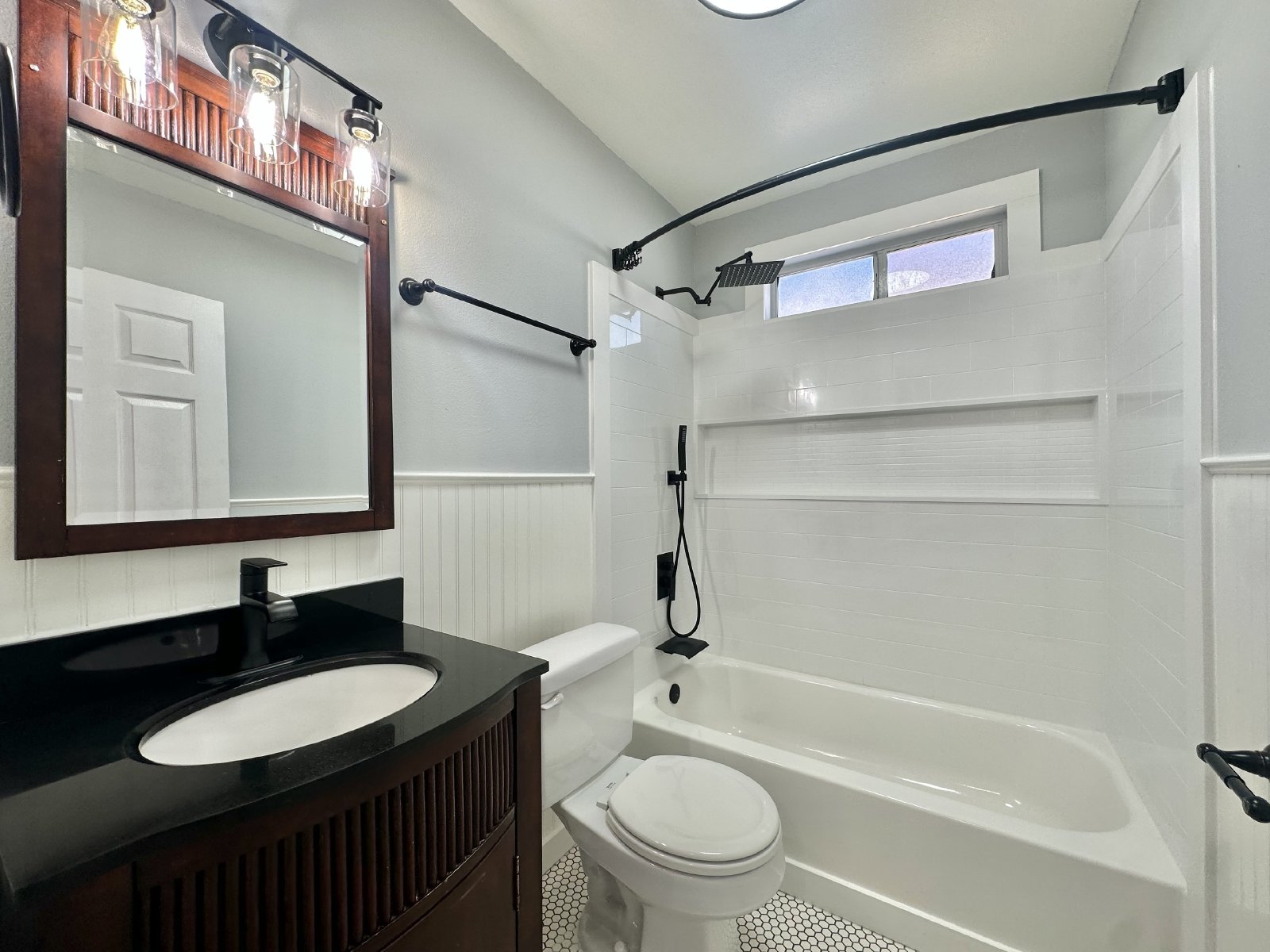 Introducing this charming 3-Bed, 2.5 Bath 2-Story Home with ALL UTILITIES INCLUDED! property image