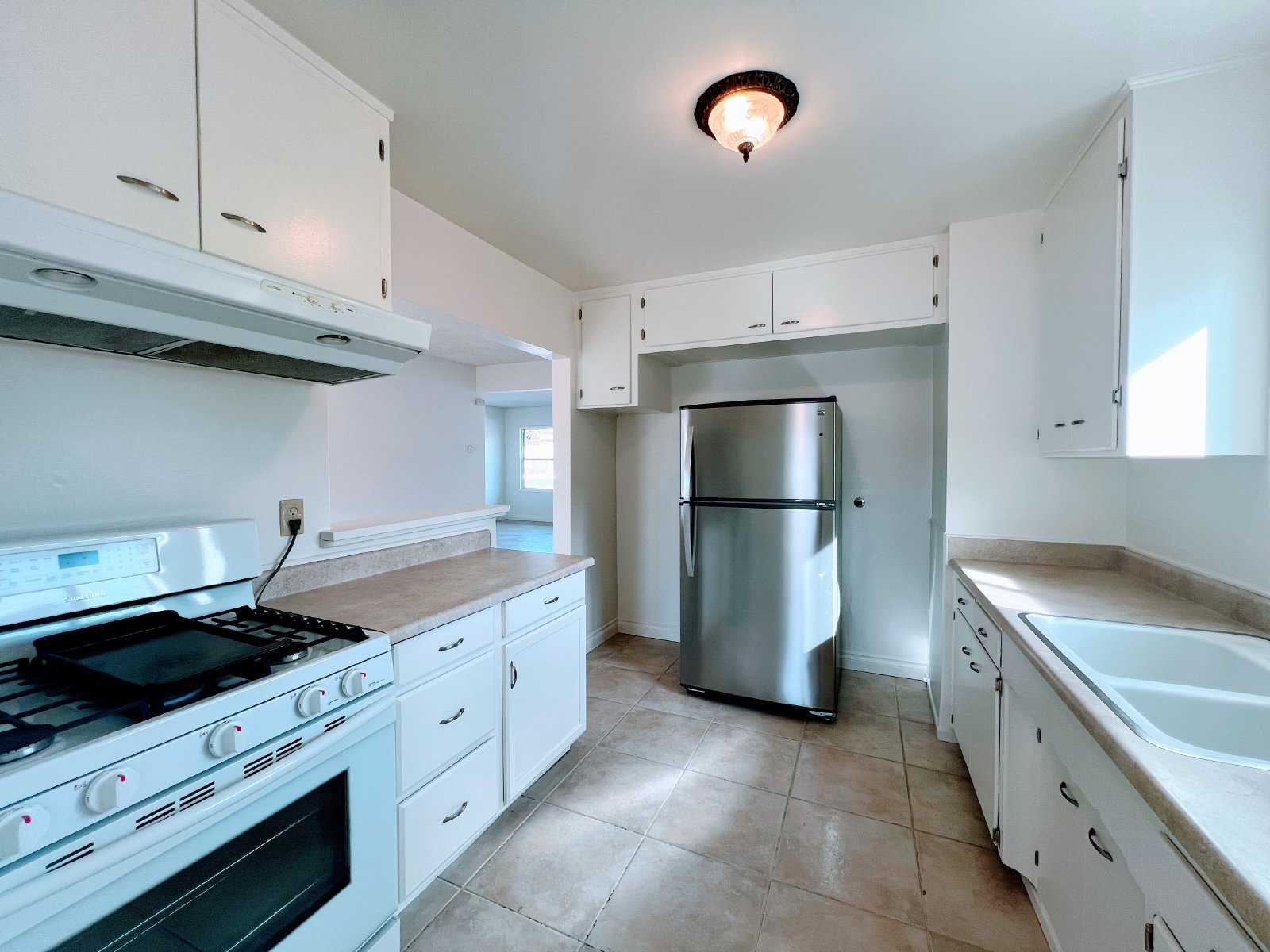 4 Bedroom Home, 2 Car Garage with Fenced Yard and Extra Parking property image