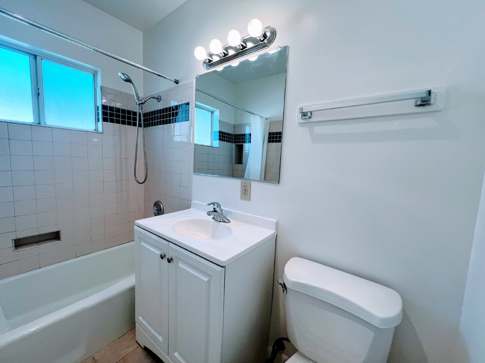 4 Bedroom Home, 2 Car Garage with Fenced Yard and Extra Parking property image