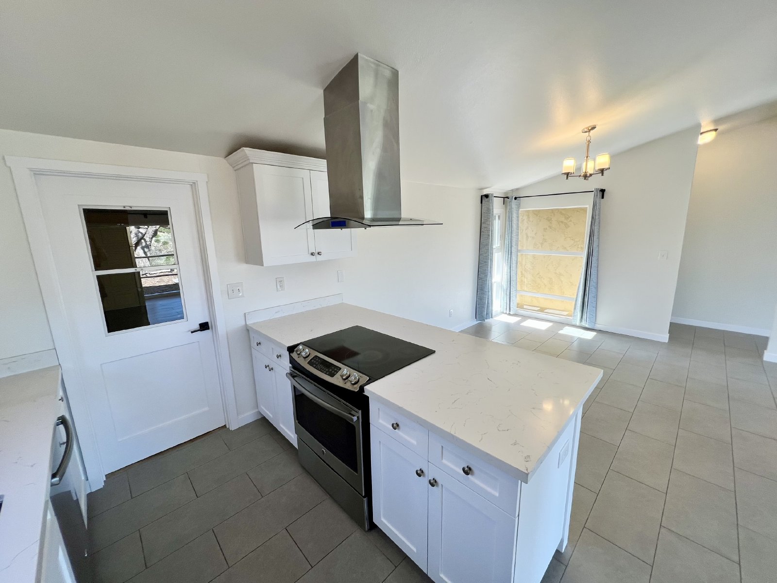 Charming 3-Bed, 2-Bath Home with Canyon Views & Attached Garage property image