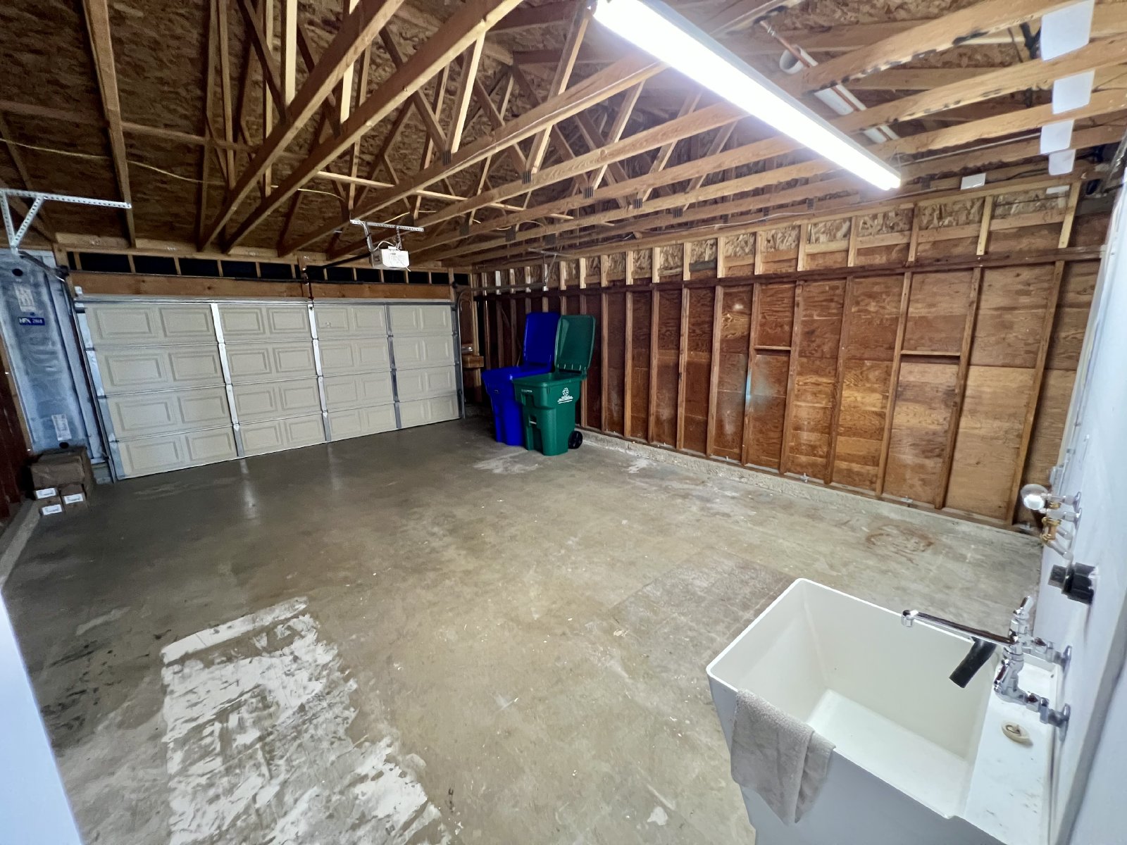 Charming 3-Bed, 2-Bath Home with Canyon Views & Attached Garage property image