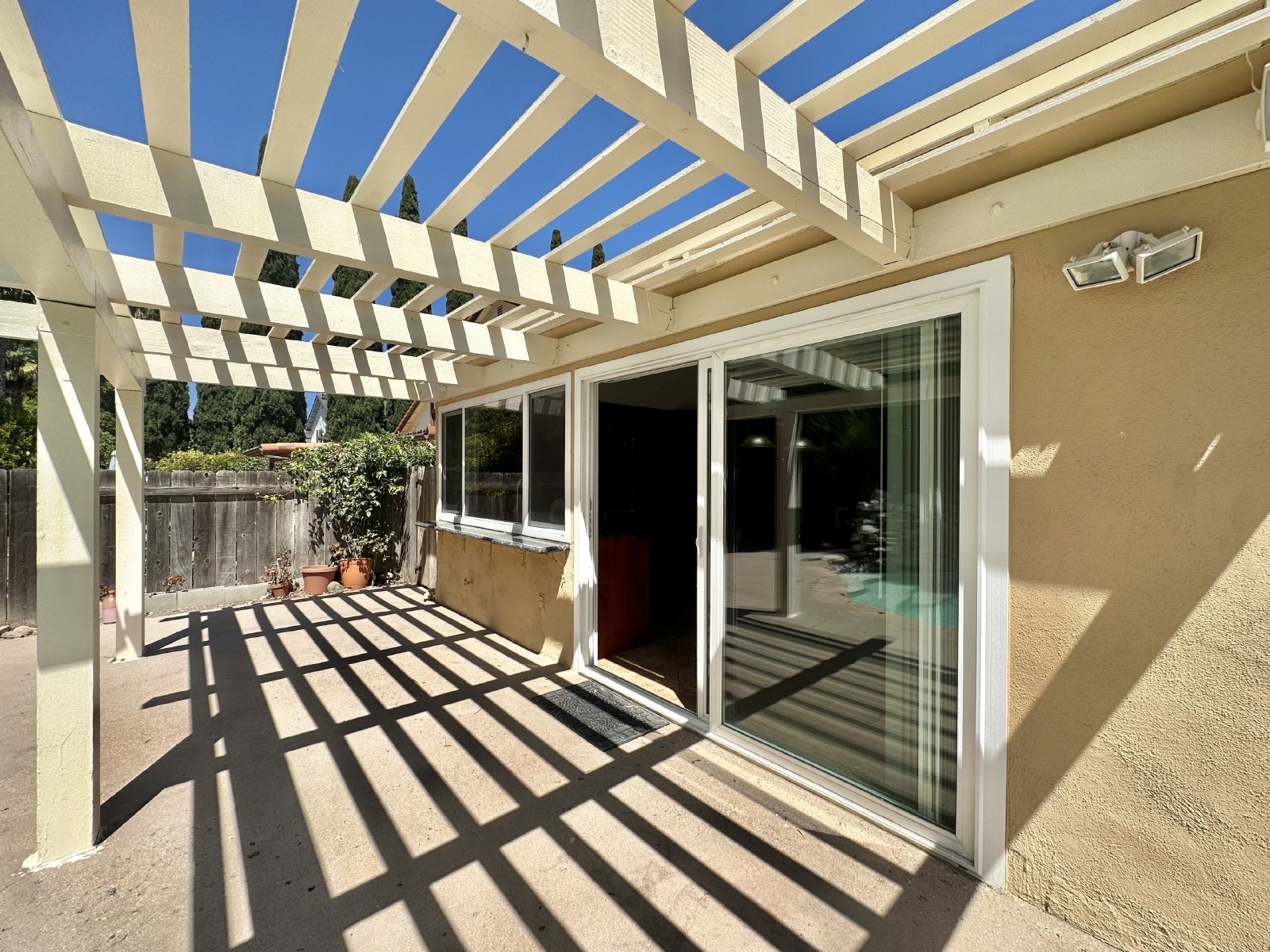 Beautiful Rancho Peñasquitos Home in Top School District property image