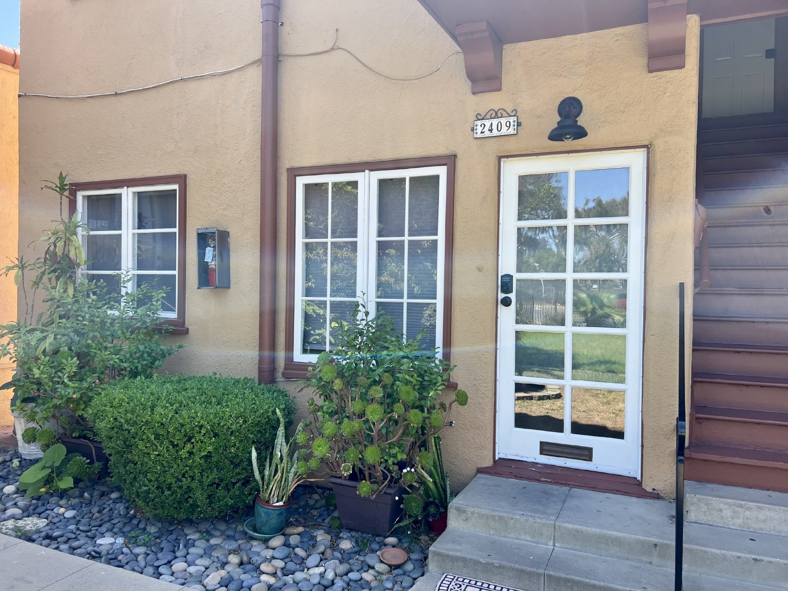 Historic 1 Bedroom/1 Bath Apartment in Sherman Heights! property image