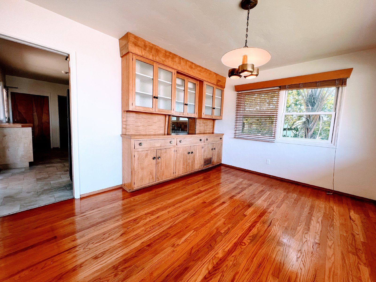 Ocean Views in the Sunset Cliffs area of OB - 3 Bed, 2 Bath, and a 2 Car Garage property image