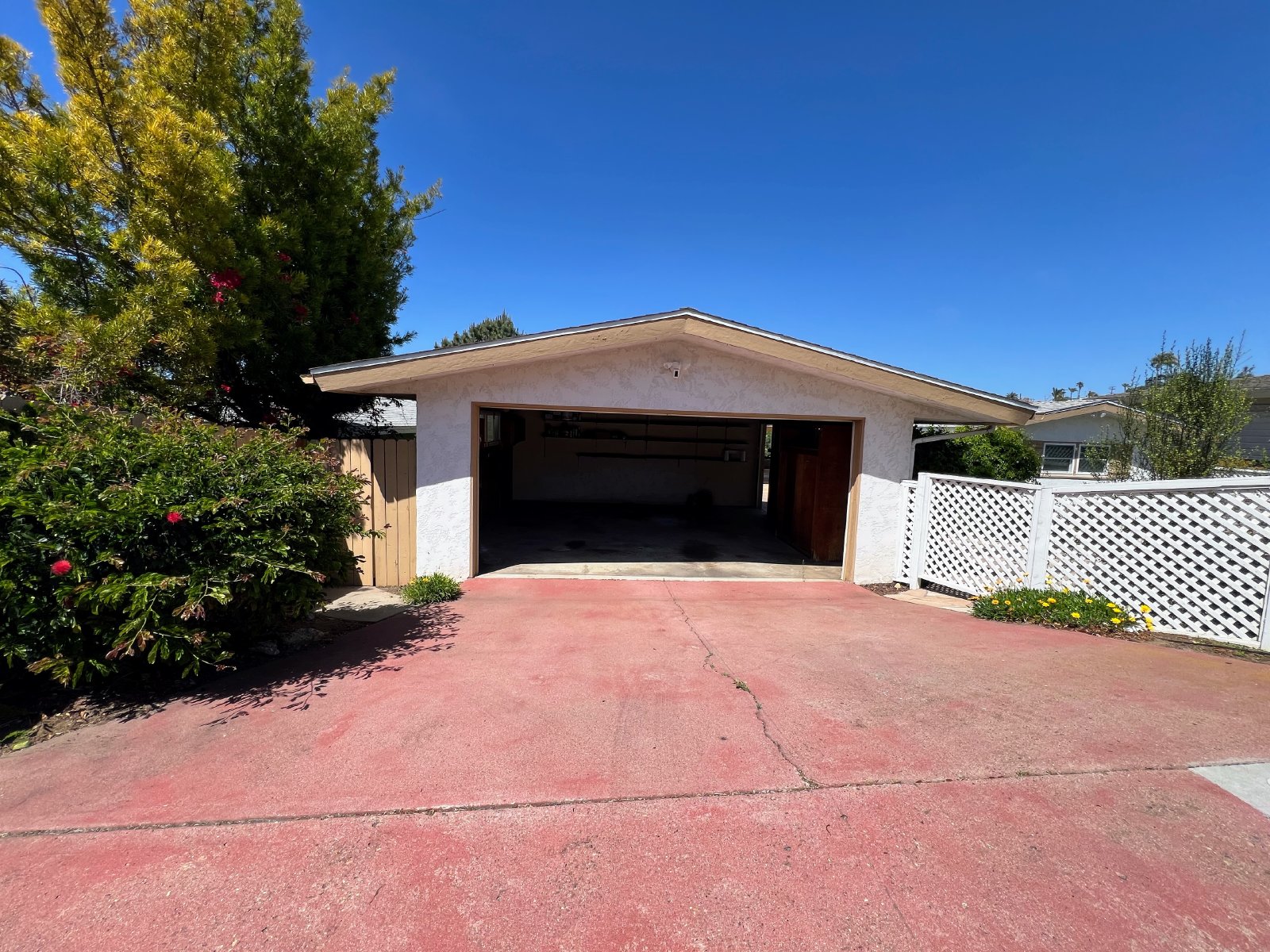 Ocean Views in the Sunset Cliffs area of OB - 3 Bed, 2 Bath, and a 2 Car Garage property image