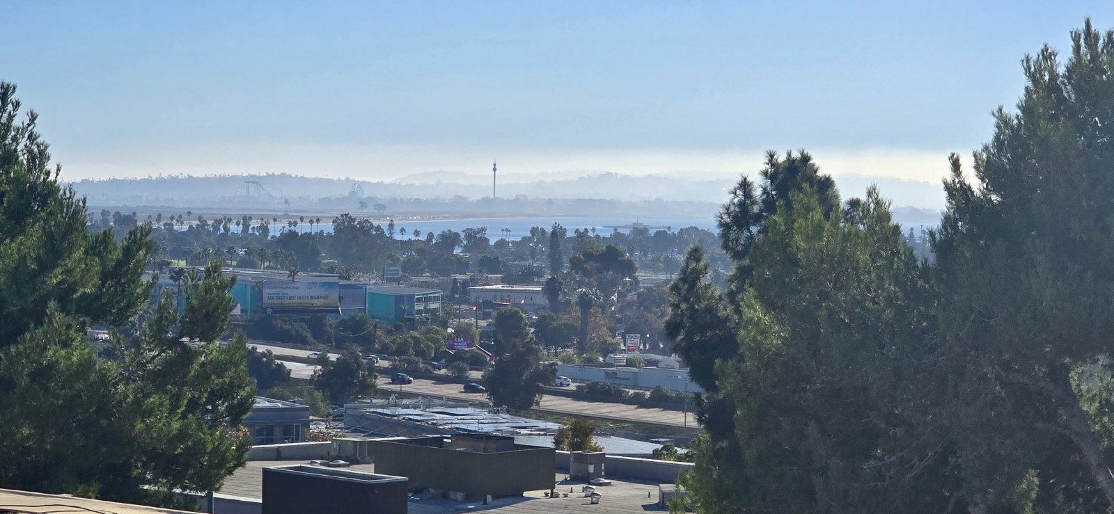 Charming 1-Bedroom Condo with Partial Bay Views & Summer Fireworks! property image