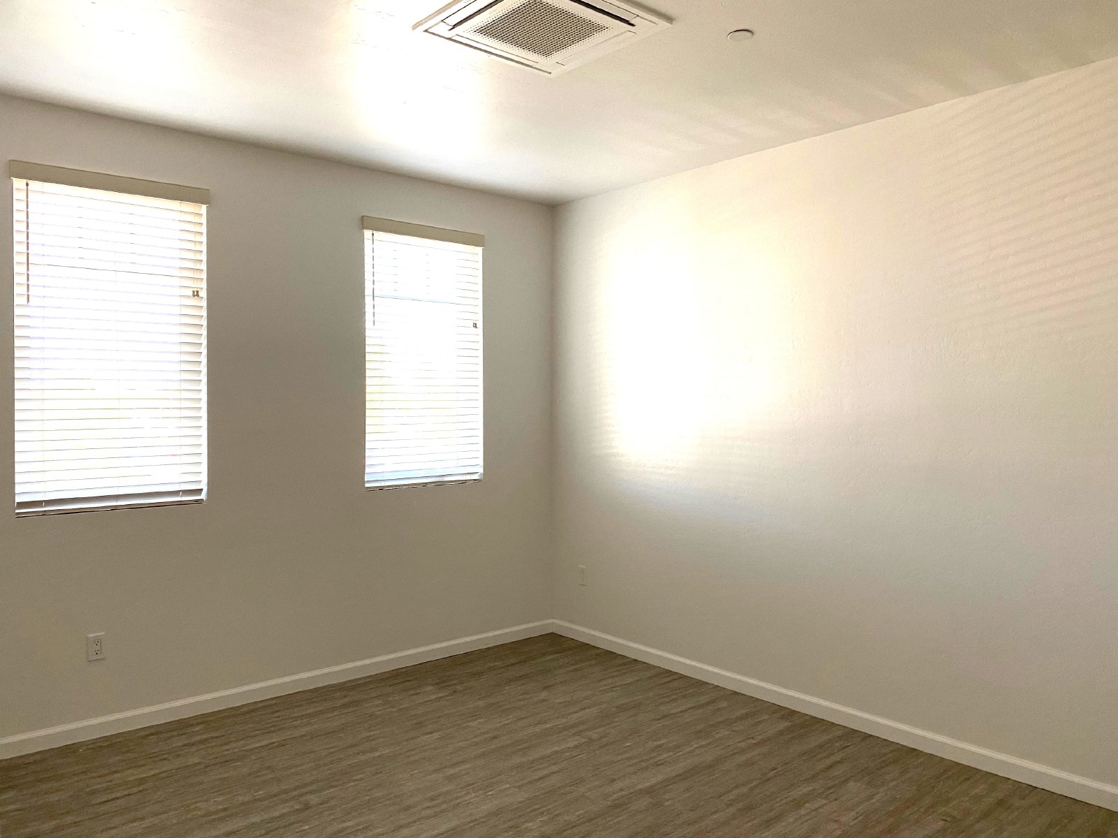 Beautiful Newly Developed 2BD/2BA in Pacific Beach — Just Blocks from the Ocean! property image