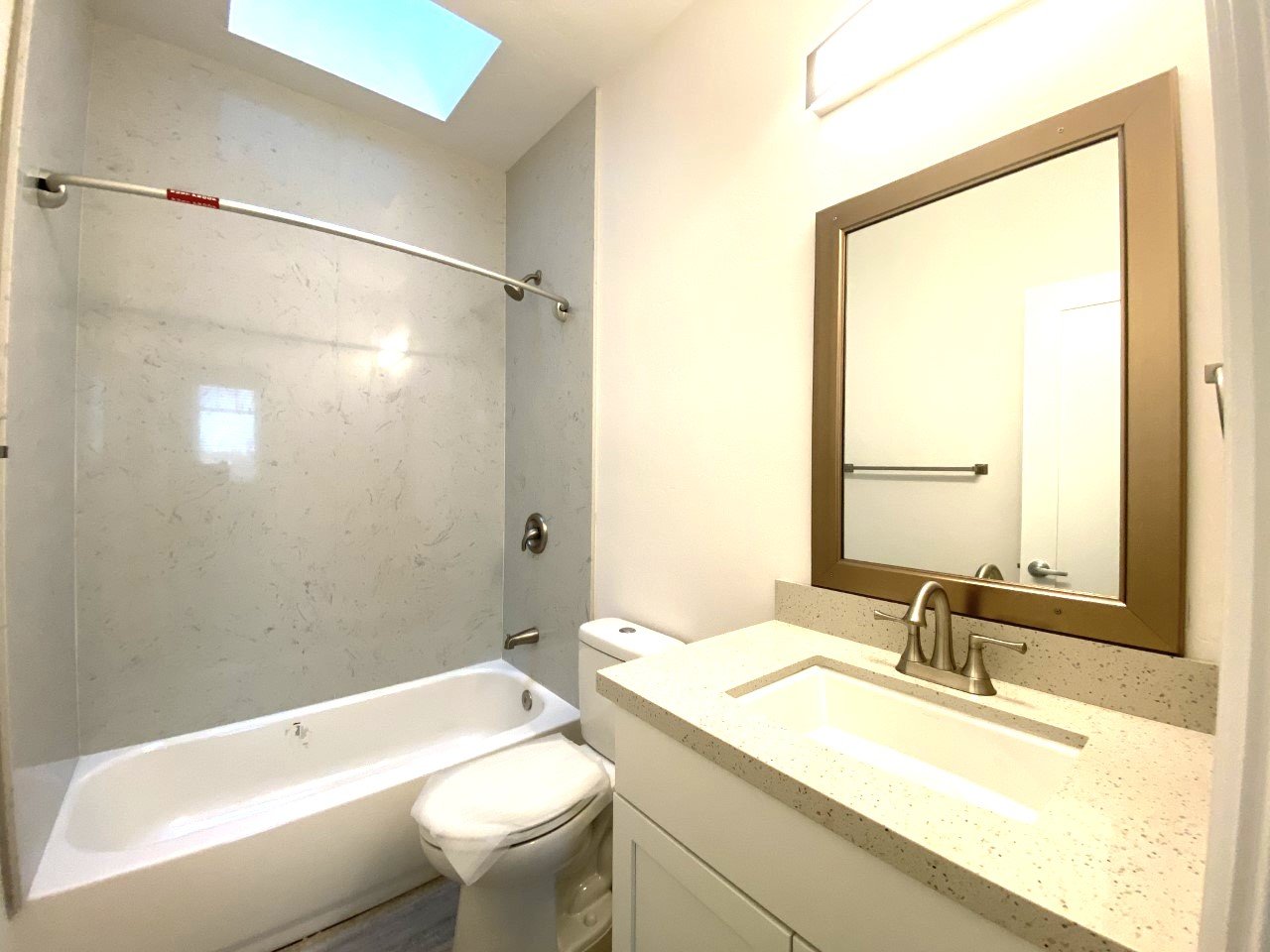 Beautiful Newly Developed 2BD/2BA in Pacific Beach — Just Blocks from the Ocean! property image