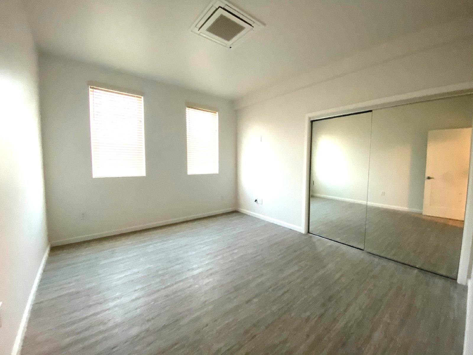 Beautiful Newly Developed 2BD/2BA in Pacific Beach — Just Blocks from the Ocean! property image