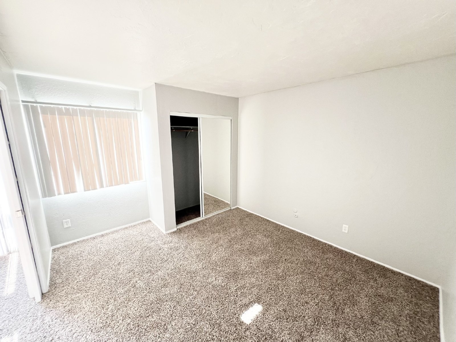 Charming 1-Bedroom Condo with Partial Bay Views & Summer Fireworks! property image