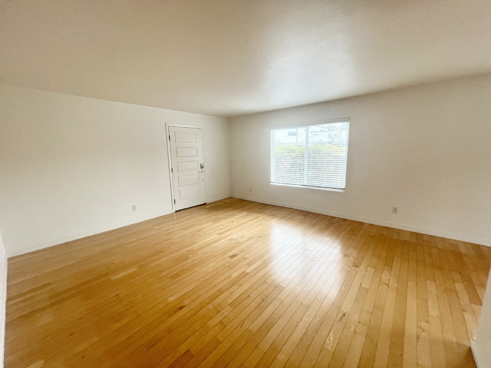 Beautiful 2 Bed / 2 Bath Condo in Prime Hillcrest Location – Near Balboa Park property image