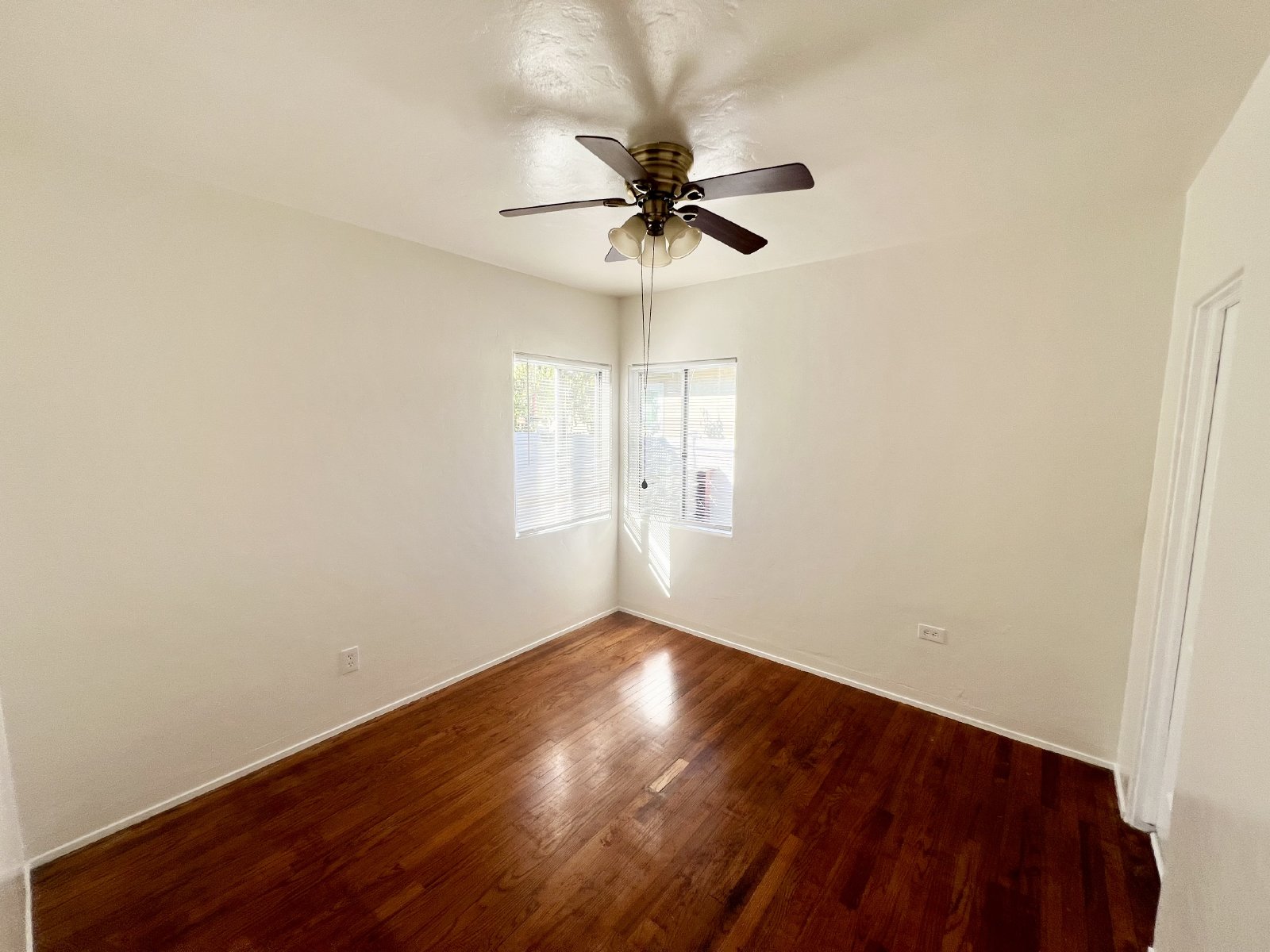 Charming 1BR/1BA Apartment in North Park – Detached Garage & Great Location! property image