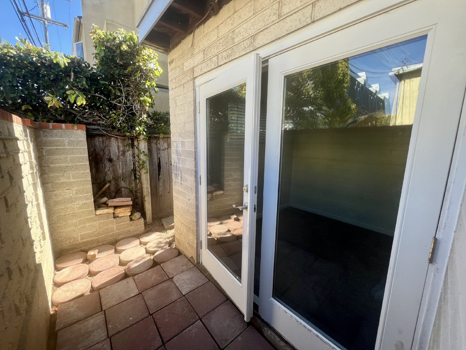 Charming 3-Bedroom Beachside Downstairs Apartment in Pacific Beach property image