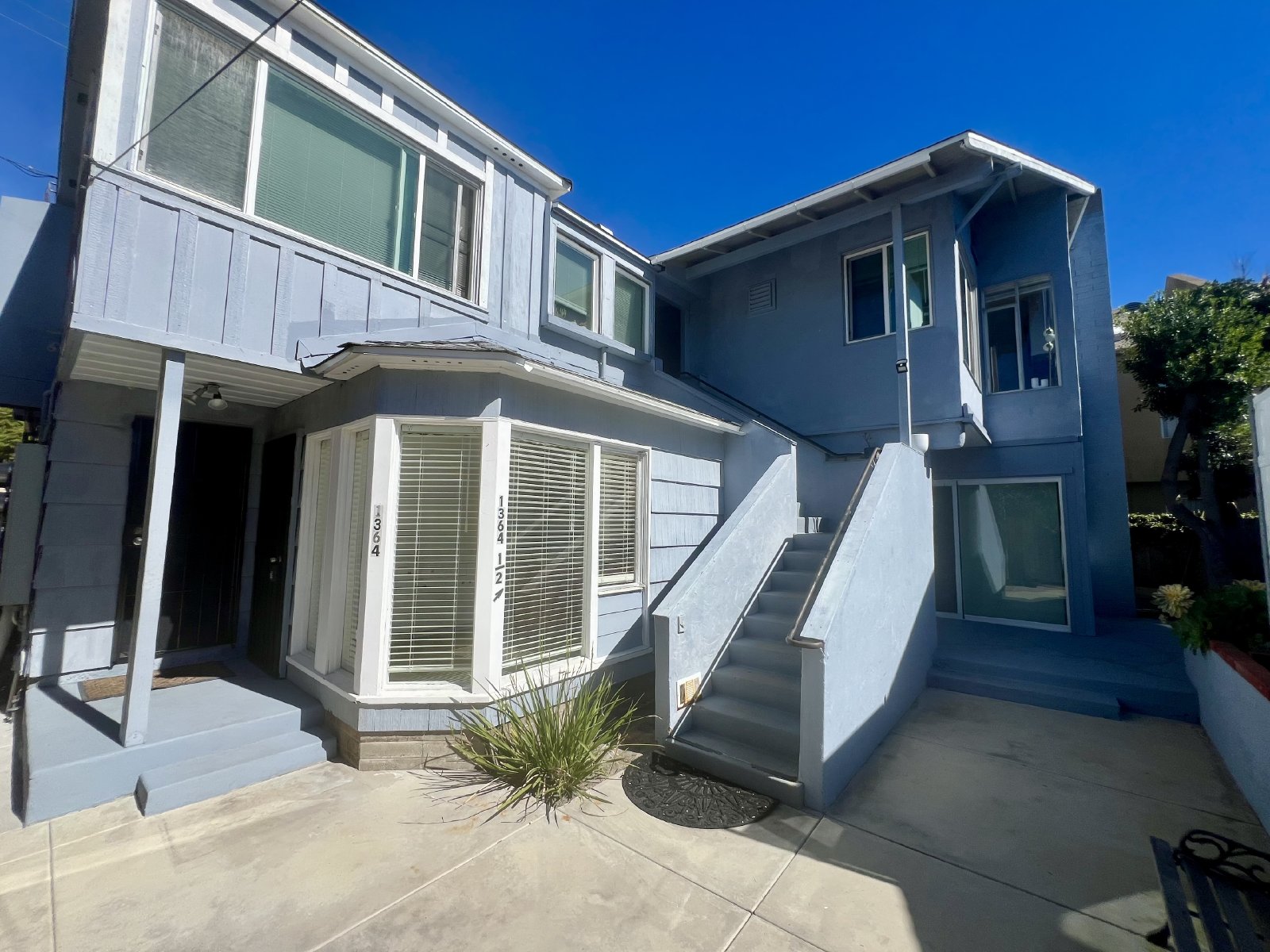Charming 3-Bedroom Beachside Downstairs Apartment in Pacific Beach property image
