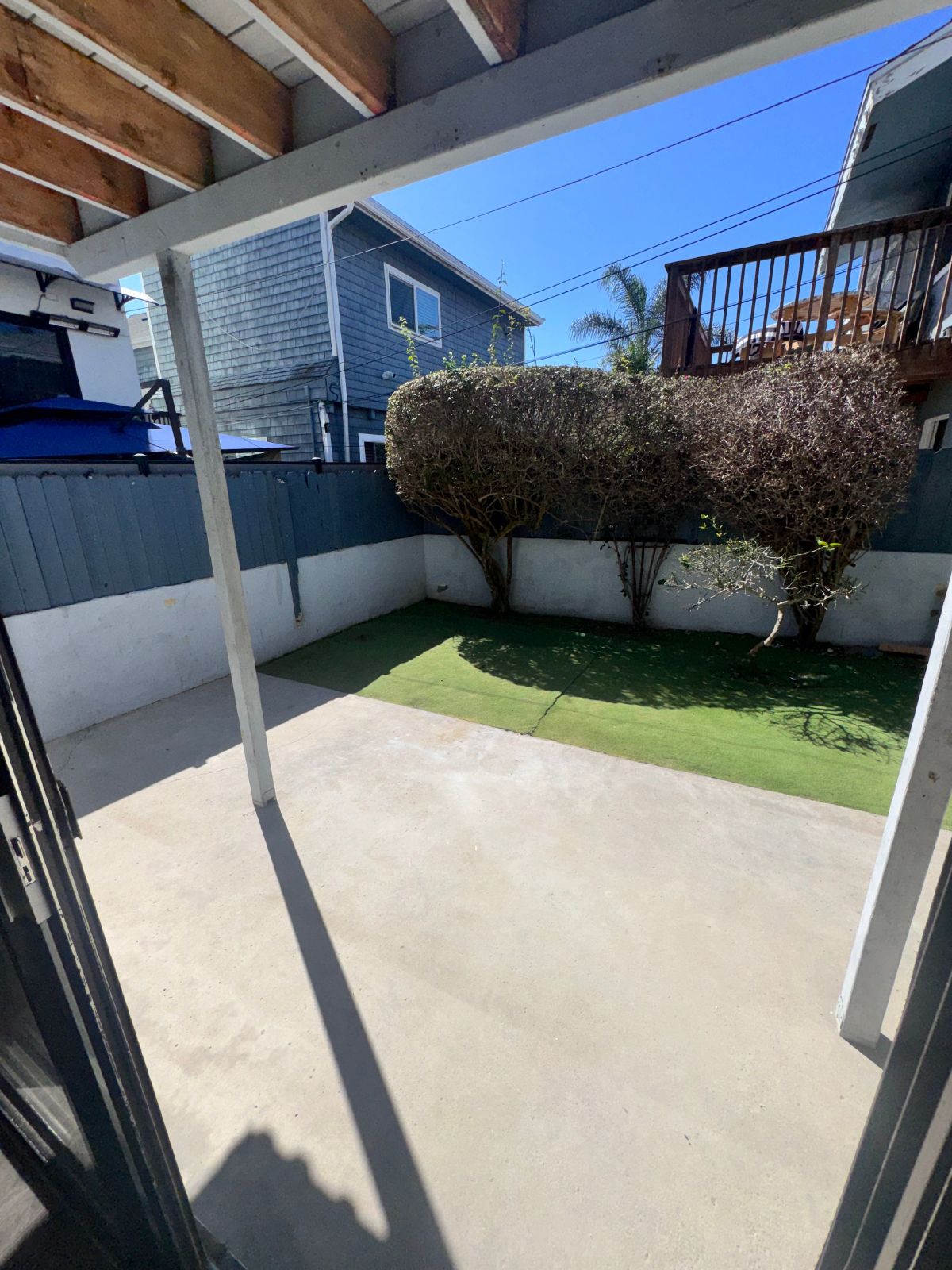 Beachside Living Just 2 Blocks Away property image