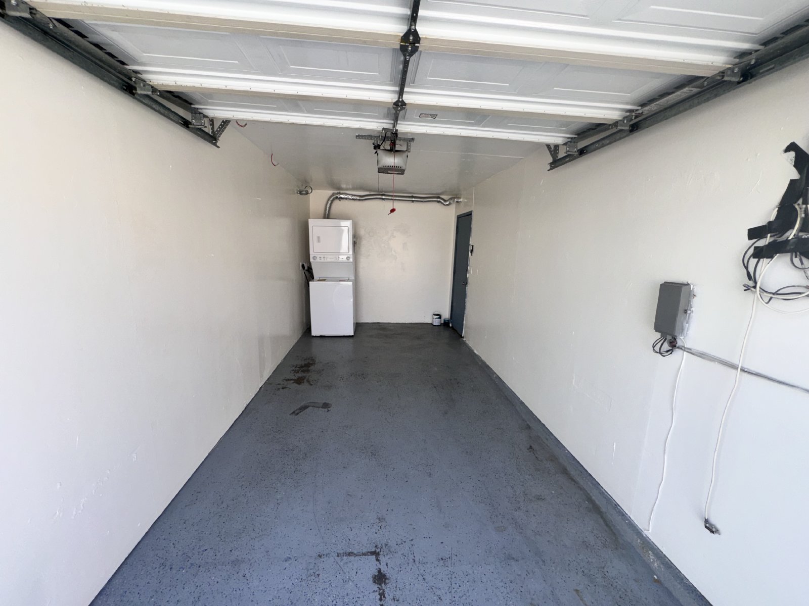 Beachside Living Just 2 Blocks Away property image