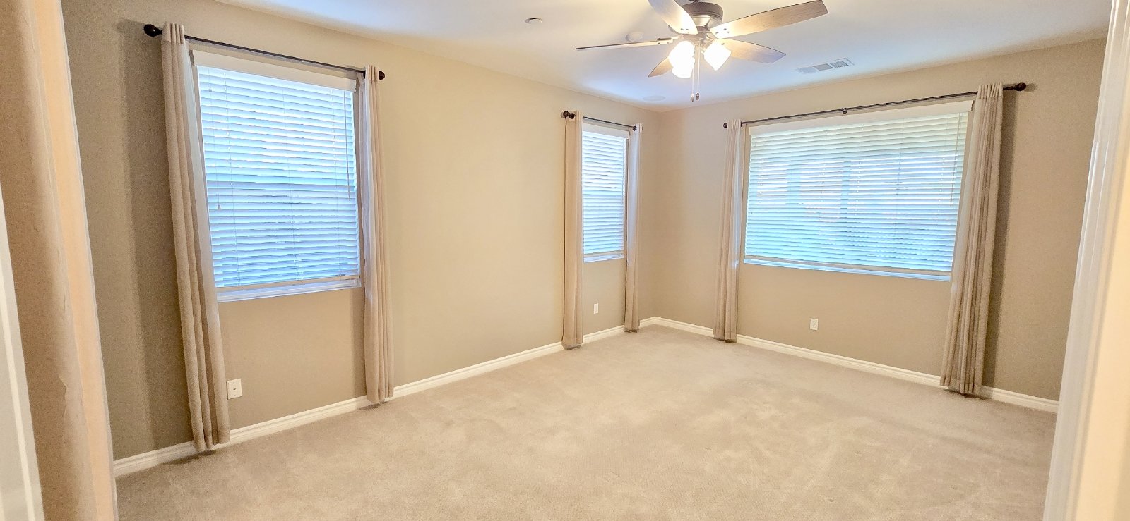 Beautiful 3 Bedroom Home in Harveston Lake Community – Solar & Resort-Style Amenities property image