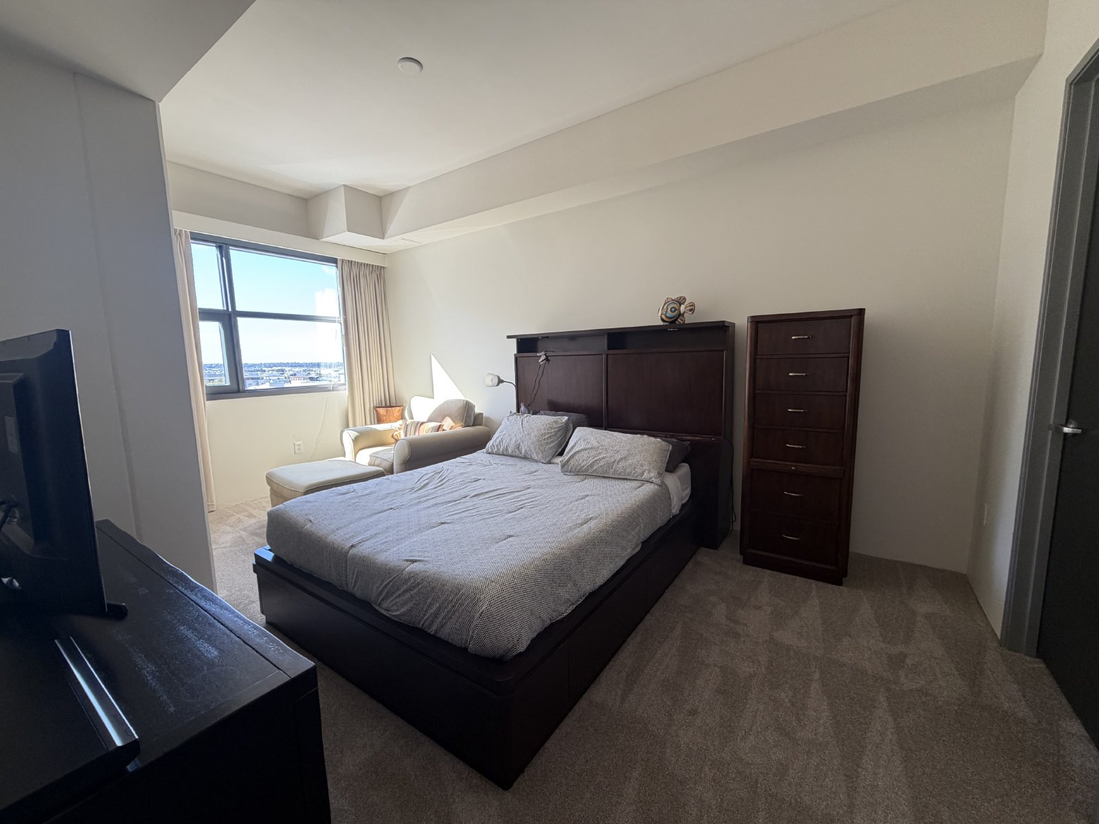 Fully Furnished Little Italy Condo in Aperture – Private Balcony, In-Unit Laundry & Underground Parking property image