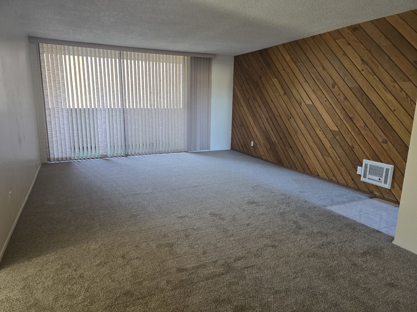 Discover this well-appointed 2-bedroom, 1.5-bath condo in San Diego property image