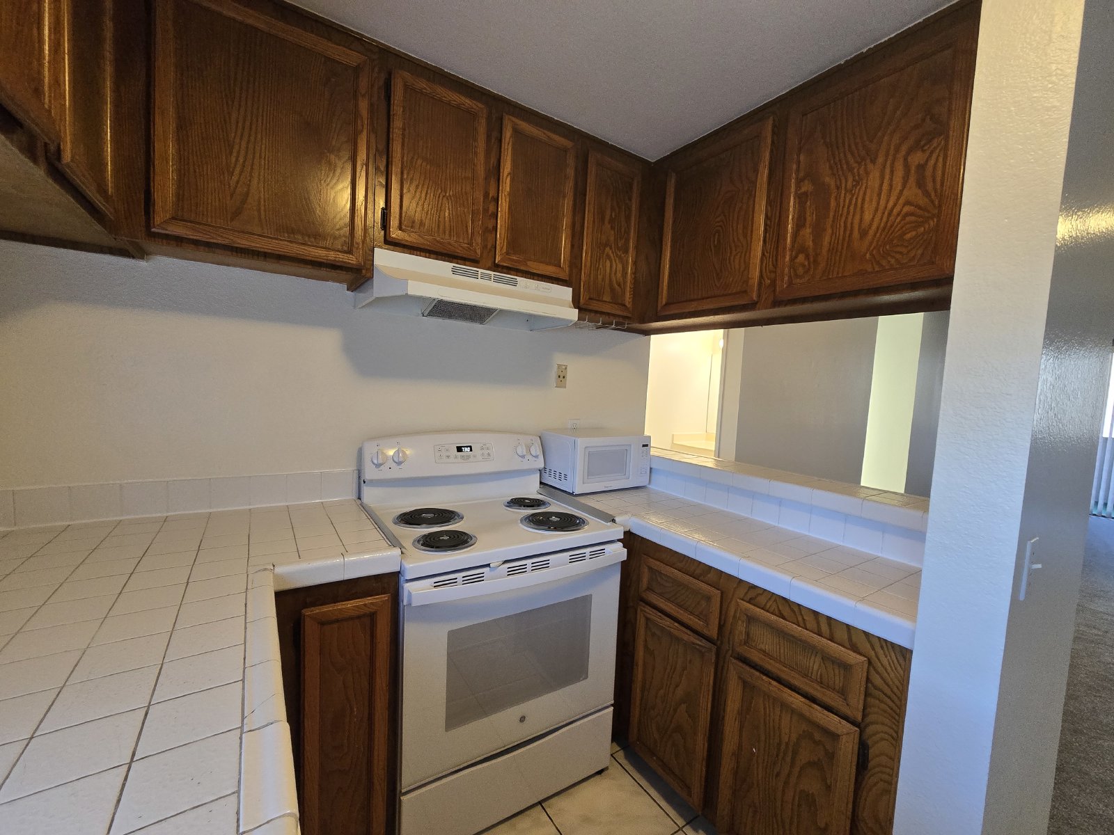 Discover this well-appointed 2-bedroom, 1.5-bath condo in San Diego property image