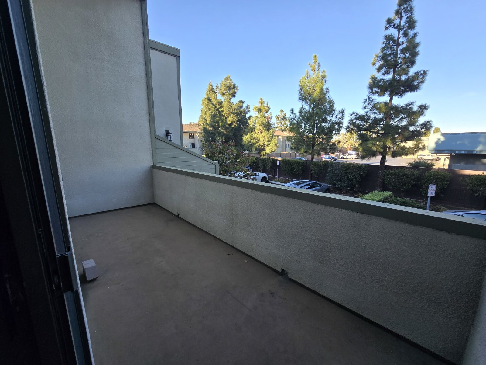 Discover this well-appointed 2-bedroom, 1.5-bath condo in San Diego property image