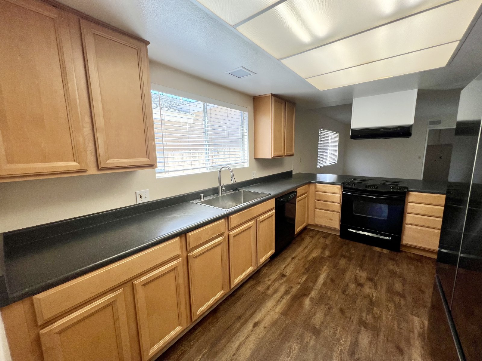 Welcome to your new home in the heart of Pacific Beach! property image