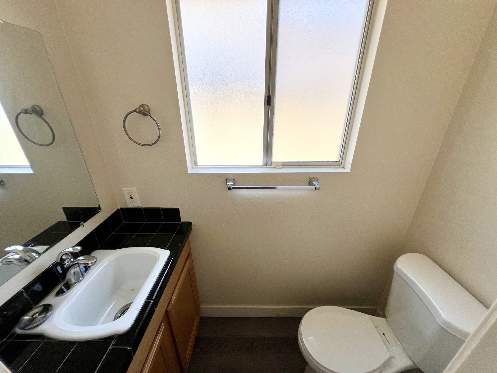 Welcome to your new home in the heart of Pacific Beach! property image