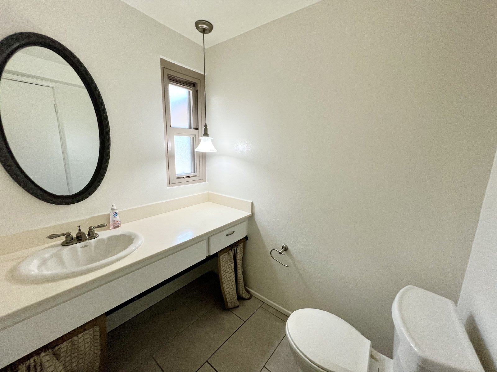 Spacious 2BR/1.5BA Townhome with A/C, Parking & Luxury Community Amenities property image