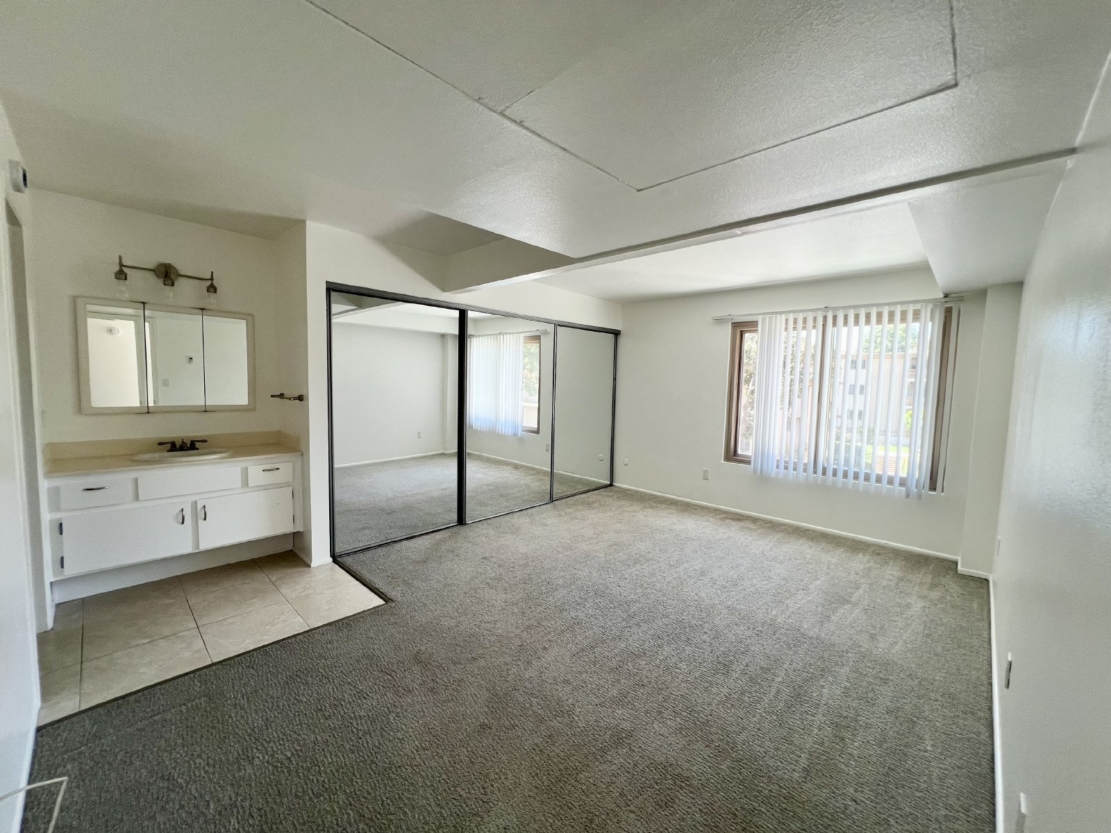 Spacious 2BR/1.5BA Townhome with A/C, Parking & Luxury Community Amenities property image