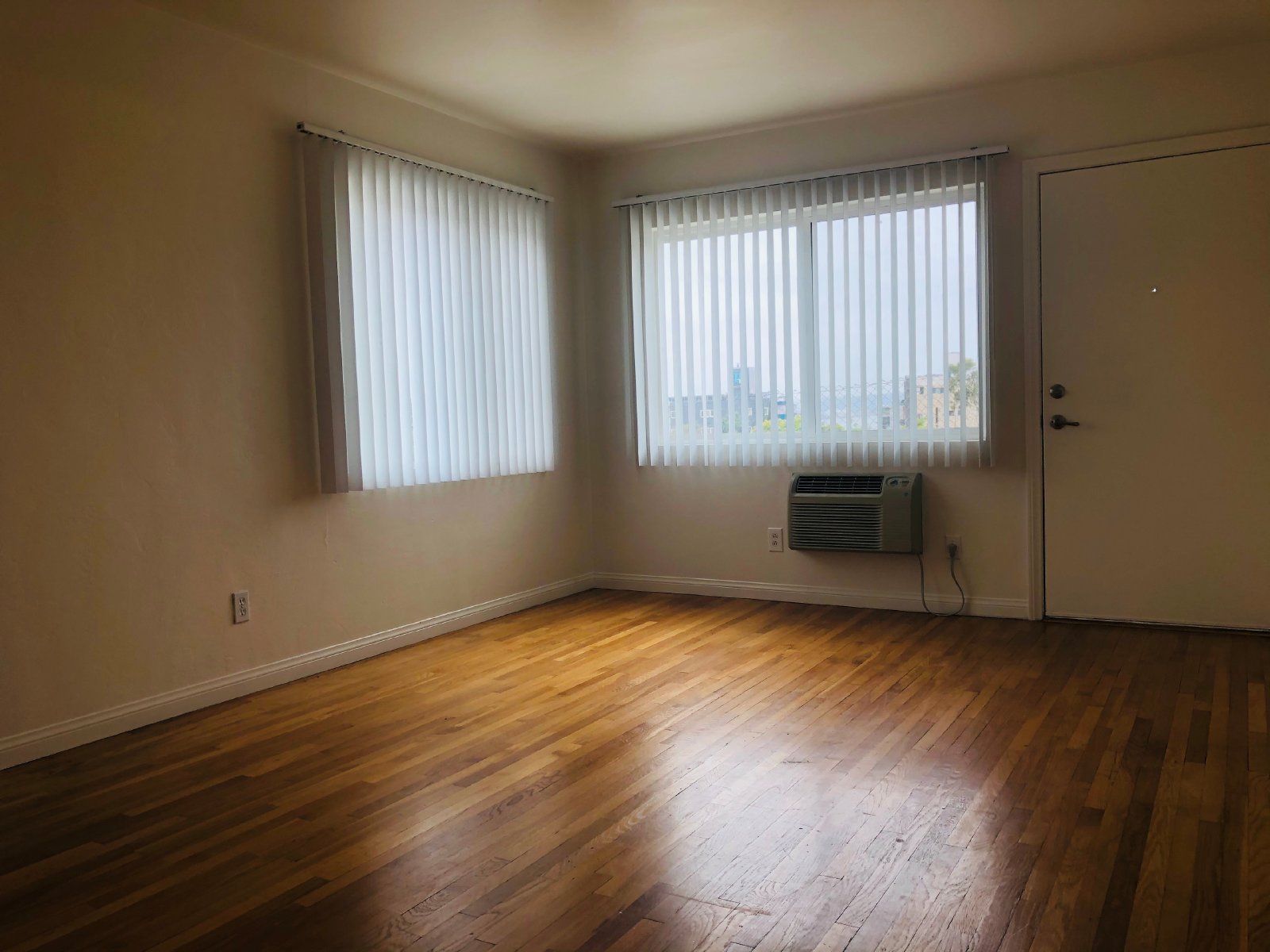 Bankers Hill 1 Bedroom 1 Bath with Downtown San Diego Views property image