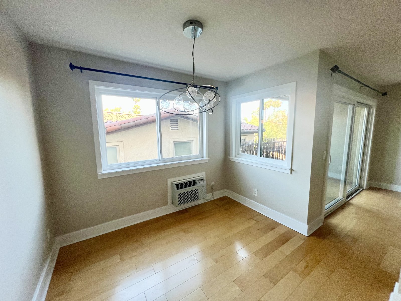 Modern 2BR/2BA Hillcrest Condo with Private Balcony & Amenities property image