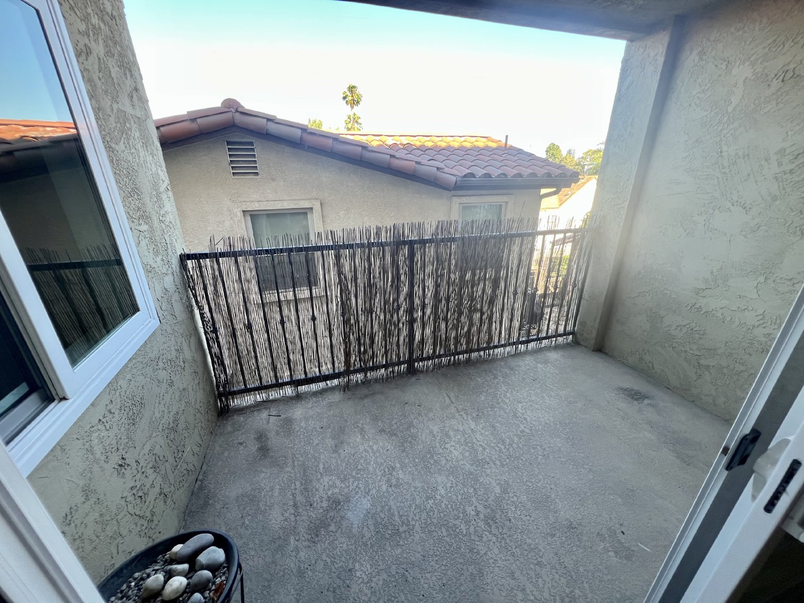 Modern 2BR/2BA Hillcrest Condo with Private Balcony & Amenities property image