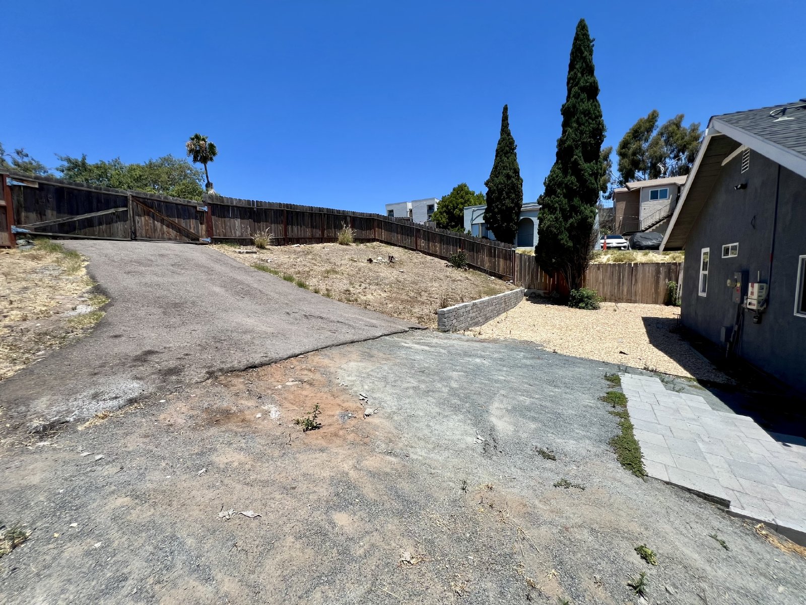 Charming 3BR Home with Private Patio & Spacious Yards in San Diego property image
