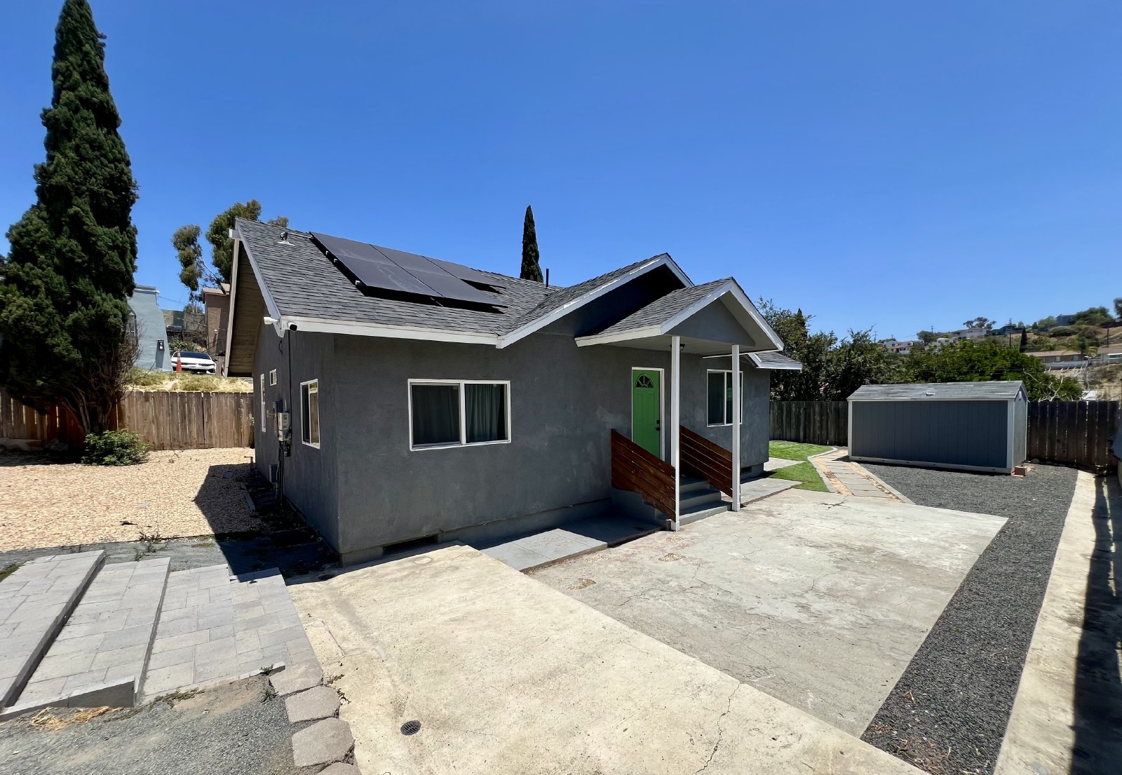 Charming 3BR Home with Private Patio & Spacious Yards in San Diego property image