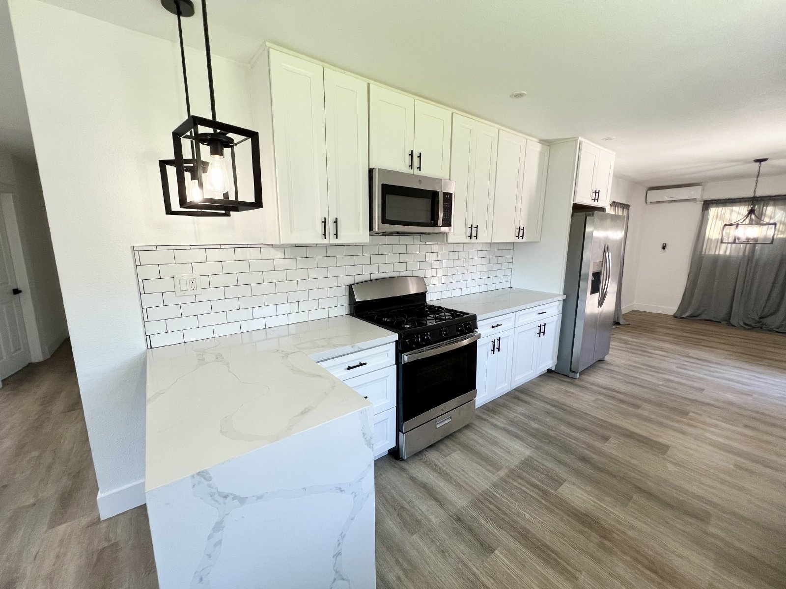 Charming 3BR Home with Private Patio & Spacious Yards in San Diego property image