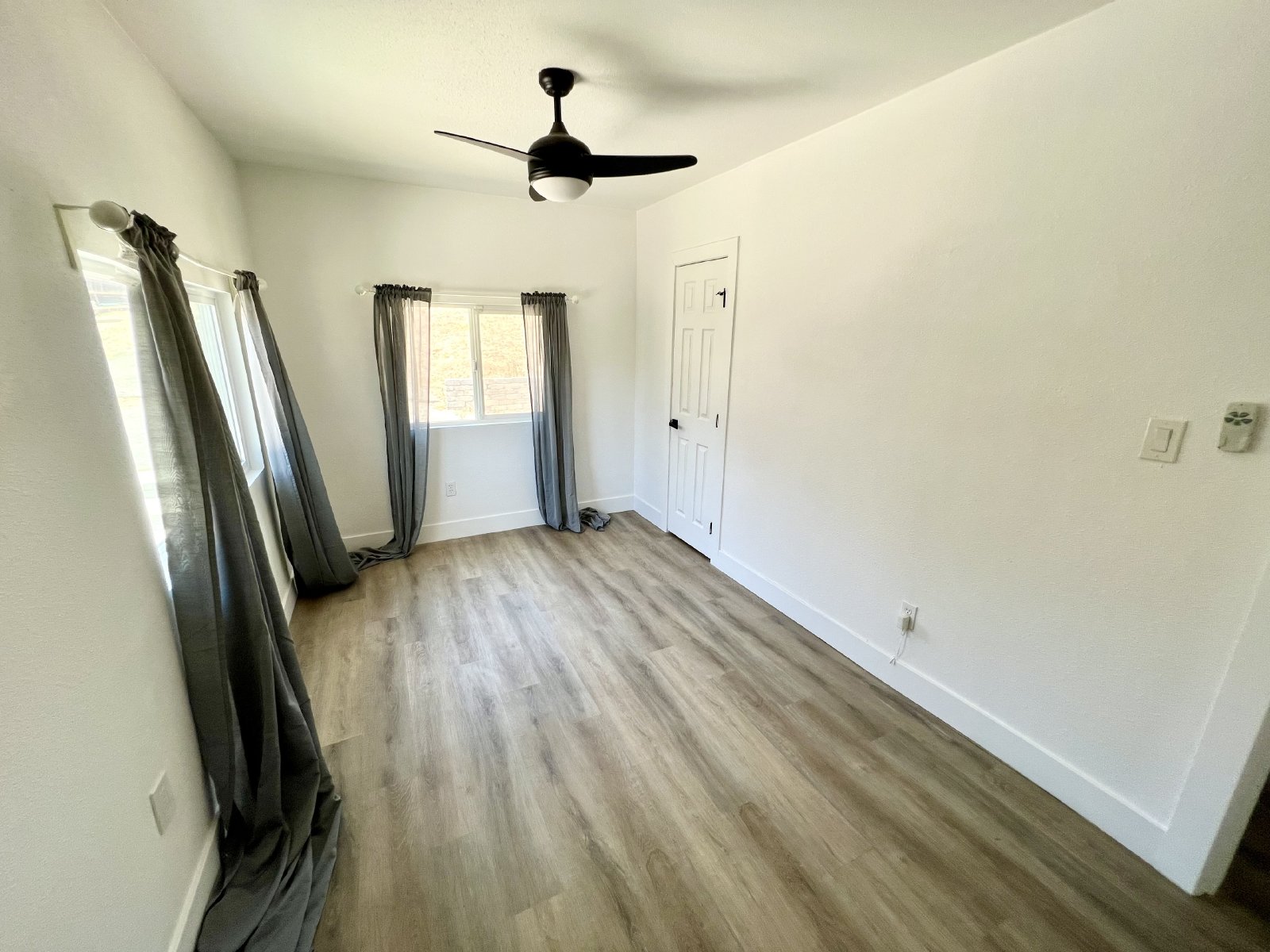 Charming 3BR Home with Private Patio & Spacious Yards in San Diego property image