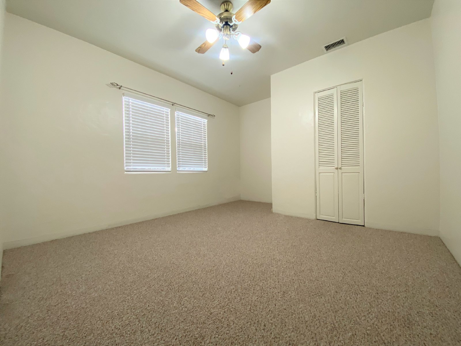 Beautiful 2BD/2BA Beach Home | Prime Mission Beach Location | Garage + 2 Parking Spaces property image