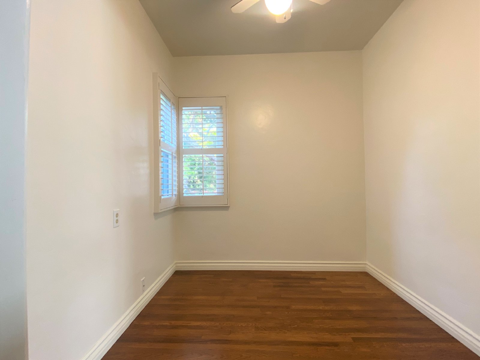 Beautiful 2BD/2BA Beach Home | Prime Mission Beach Location | Garage + 2 Parking Spaces property image
