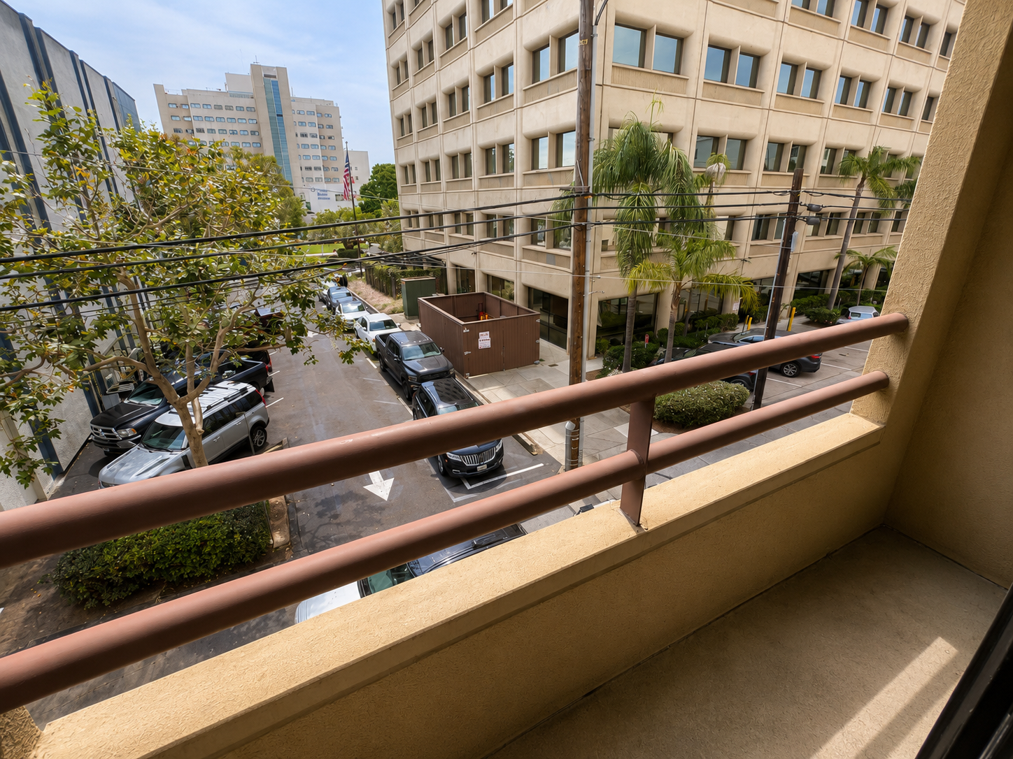 Charming 1 Bedroom Condo in Prime Hillcrest Location – Available Now! property image