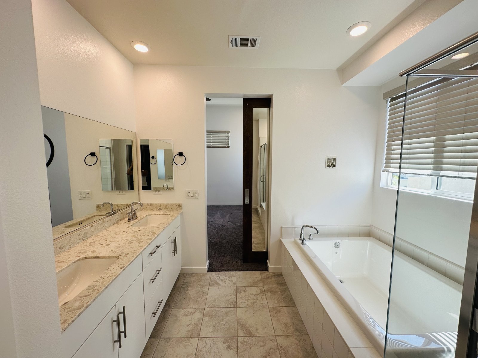 Modern Otay Ranch Home with Solar, Spacious Floor Plan & Community Amenities property image
