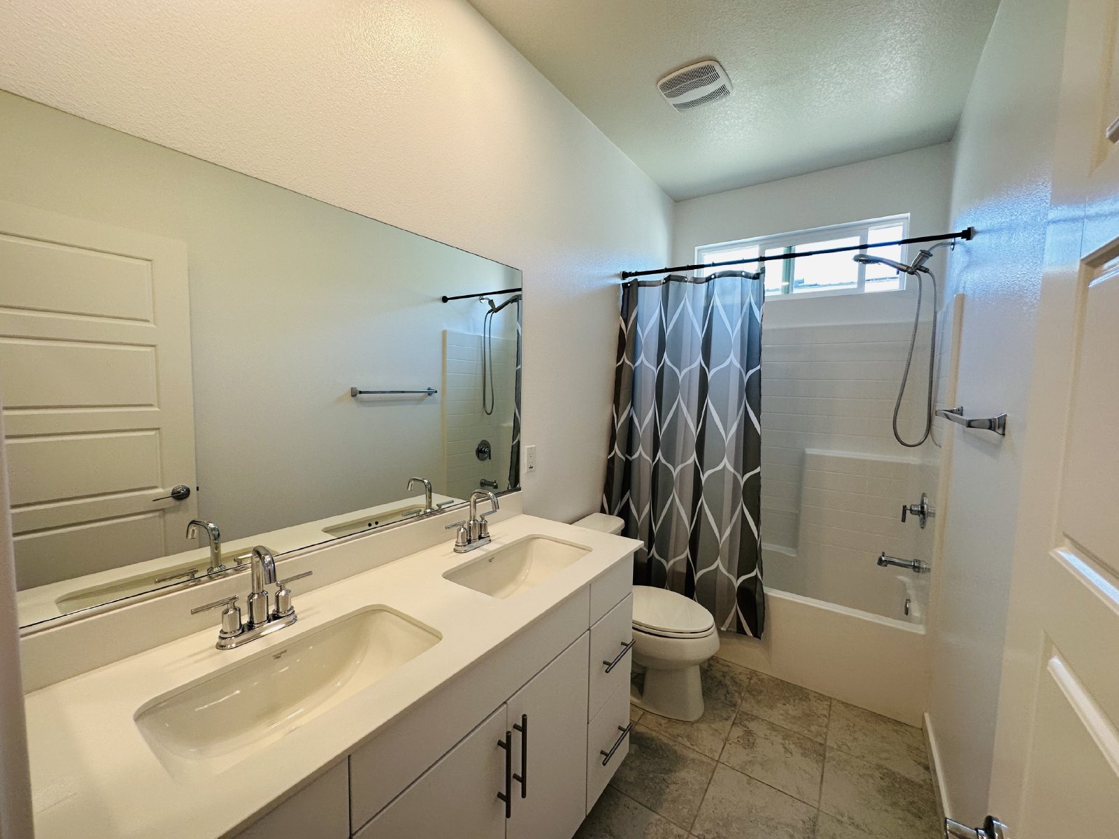 Modern Otay Ranch Home with Solar, Spacious Floor Plan & Community Amenities property image