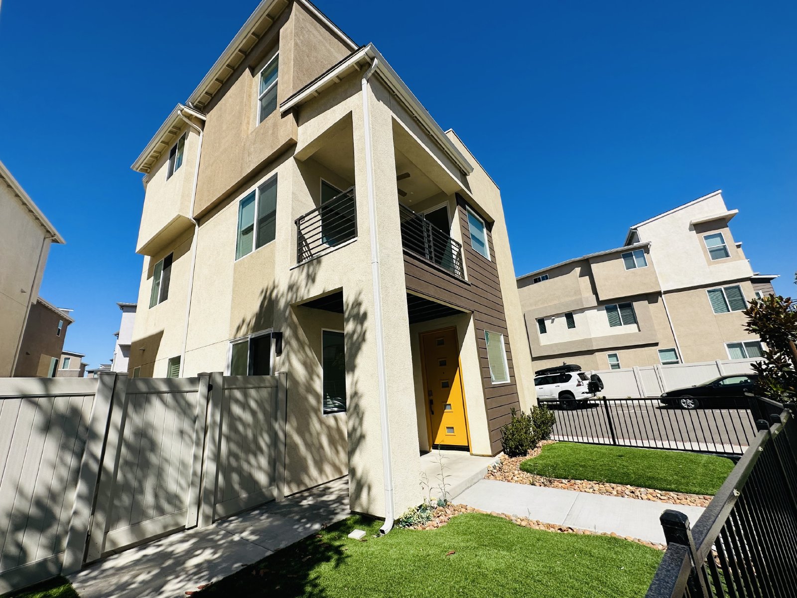 Modern Otay Ranch Home with Solar, Spacious Floor Plan & Community Amenities property image