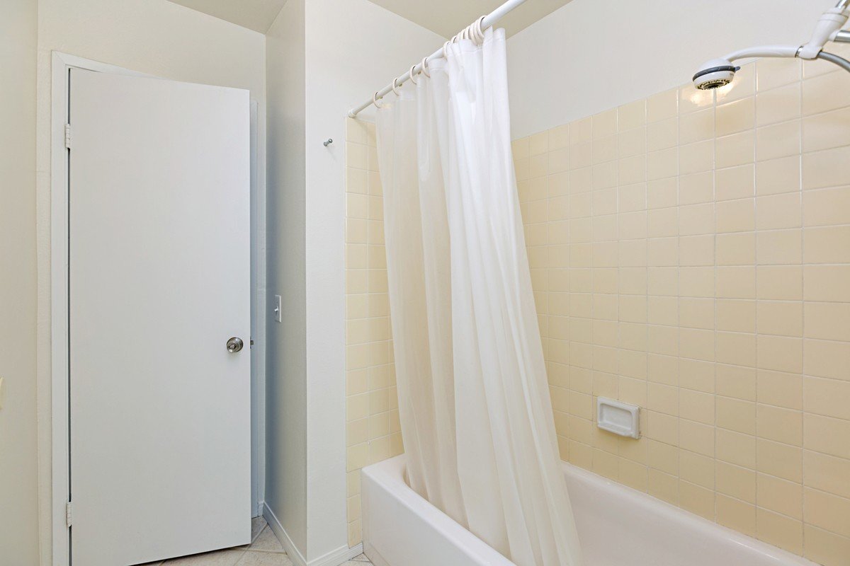 Bright & Spacious La Costa Condo with Community Amenities in Carlsbad property image