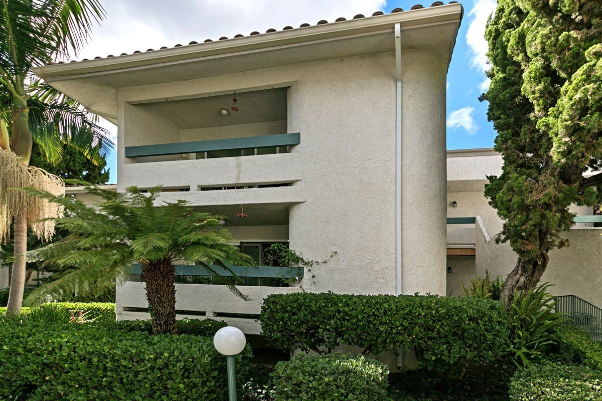 Bright & Spacious La Costa Condo with Community Amenities in Carlsbad property image
