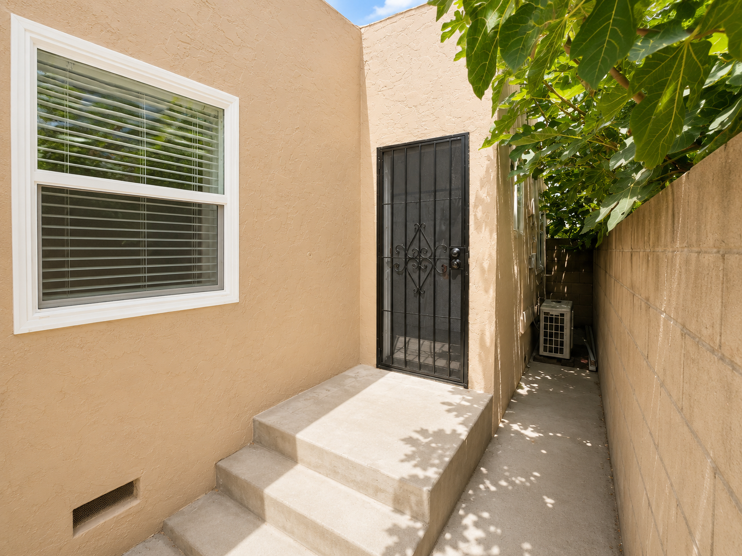 Beautifully Remodeled Spanish Cottage, A/C & In-Unit Laundry in Normal Heights! property image