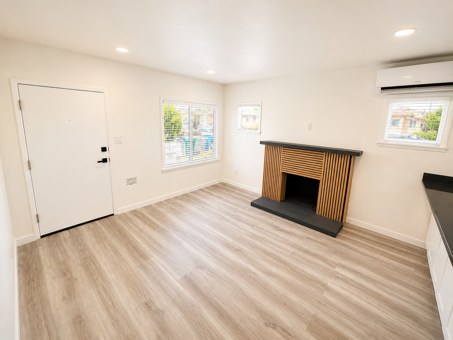 Beautifully Remodeled Spanish Cottage, A/C & In-Unit Laundry in Normal Heights! property image