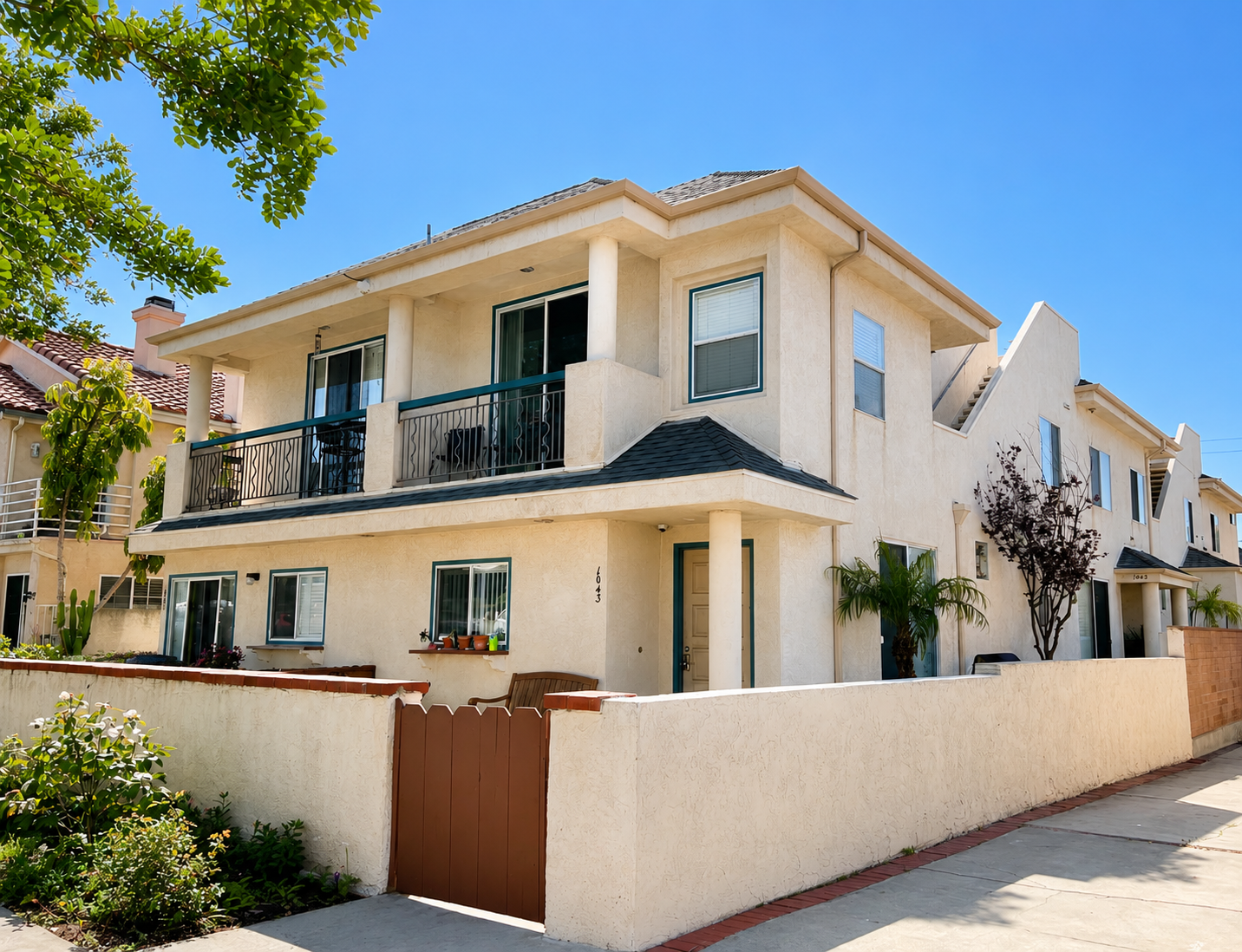 Coastal Living at It's Best! Pacific Beach Townhome with Incredible Rooftop Views! property image