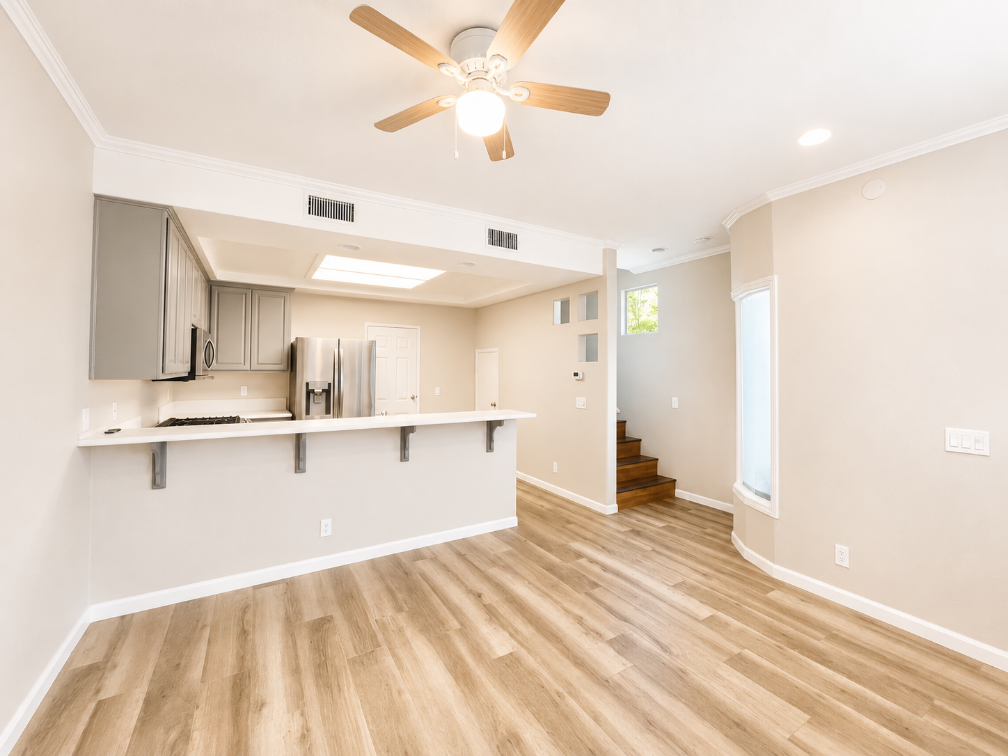 Coastal Living at It's Best! Pacific Beach Townhome with Incredible Rooftop Views! property image